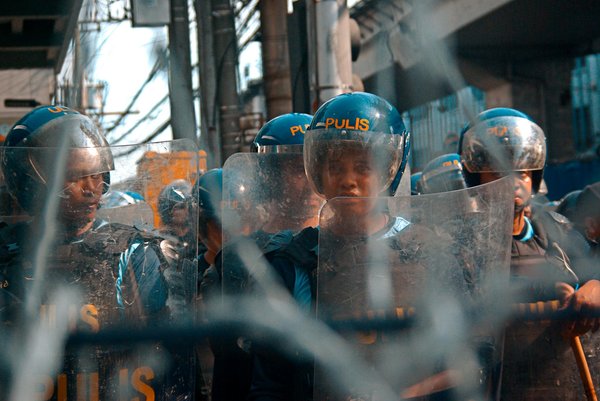 Maximize your home's value: a guide for uk homeowners to leverage government grants for renovations